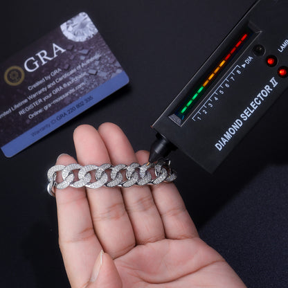 Set With Top-quality Moissanite, This Luxurious And Fashionable Light Luxury Jewelry Silver Bracelet Is Made Of S925 Silver Electroplated With Platinum