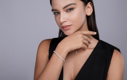 Set With Top-quality Moissanite, This Luxurious And Fashionable Light Luxury Trend Jewelry Silver Bracelet Is Made Of S925 Silver Electroplated With Platinum