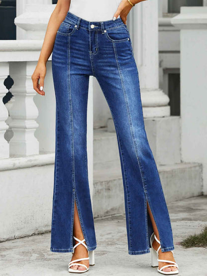 Fashionable Figure-flattering Pants For A Slimming Look
