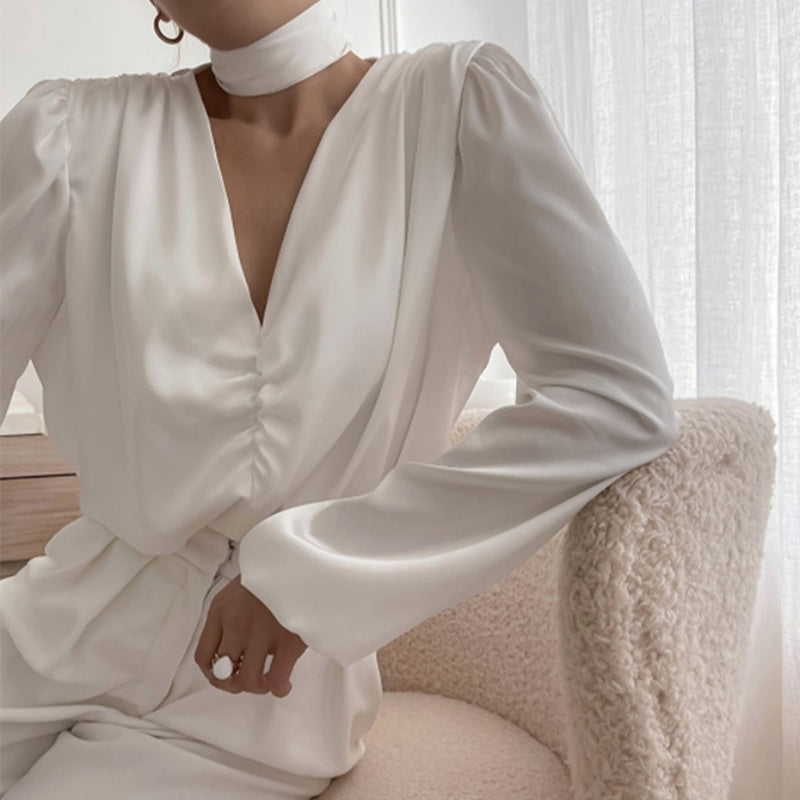 Solid-color French-style Womens Top With Tummy-flattering Pleats And Long Sleeves